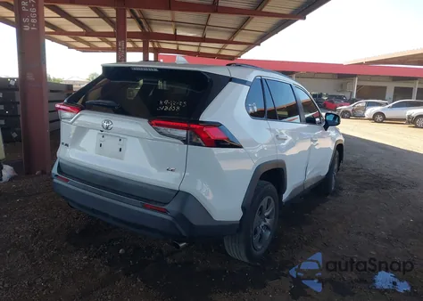2019 Toyota Rav4 Le z USA, uszkodzony, nr VIN 2T3H1RFV1KC018658